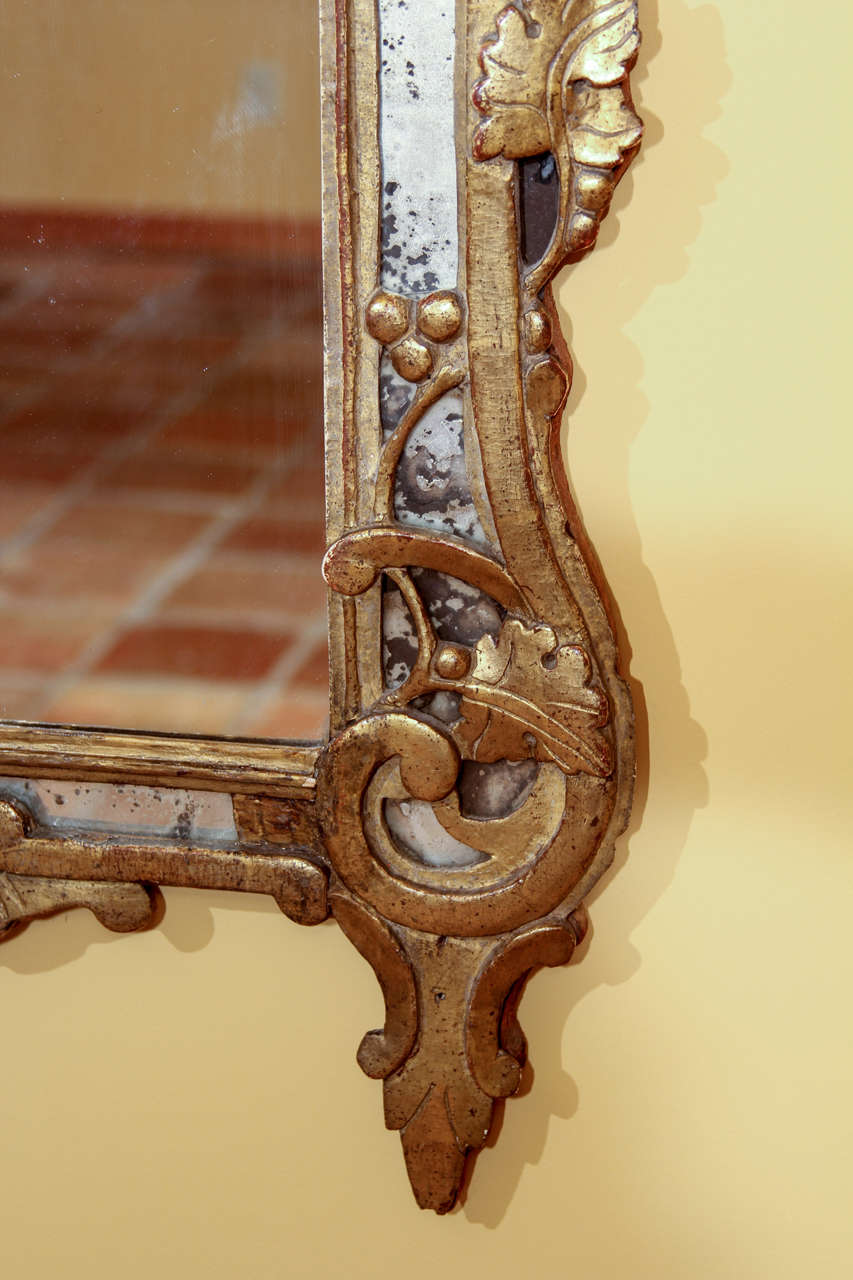 18th Century Italian Gilt Mirror In Excellent Condition In Kirkland, WA