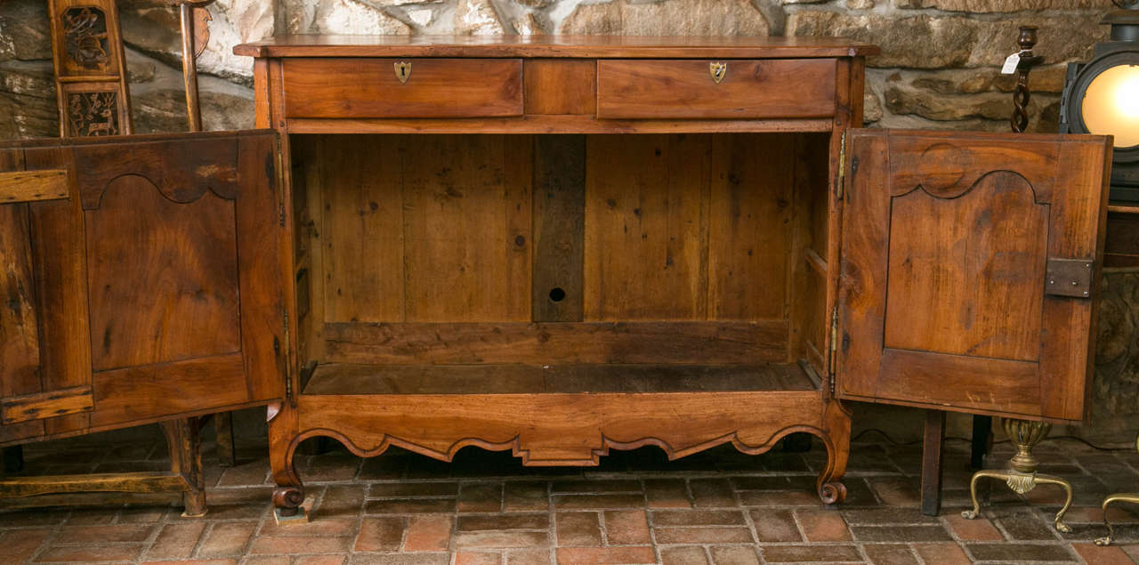 French Two-Door Fruitwood Buffet For Sale 2