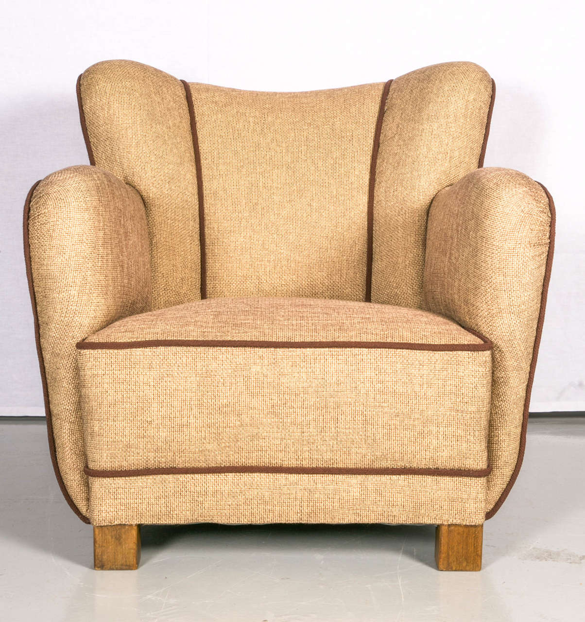 Pair of Lounge Armchairs For Sale 1