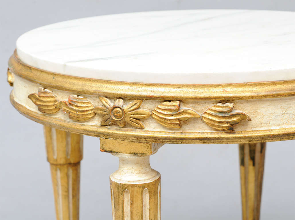 Round Giltwood Table In Excellent Condition In West Palm Beach, FL