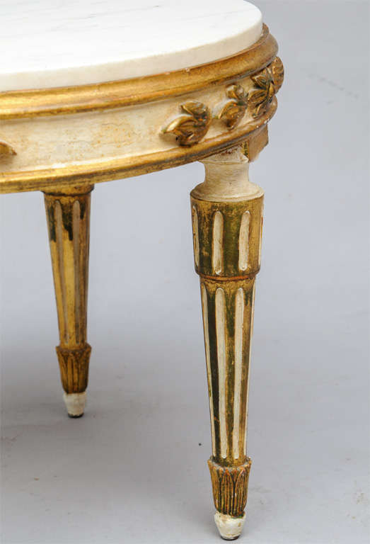 Mid-20th Century Round Giltwood Table