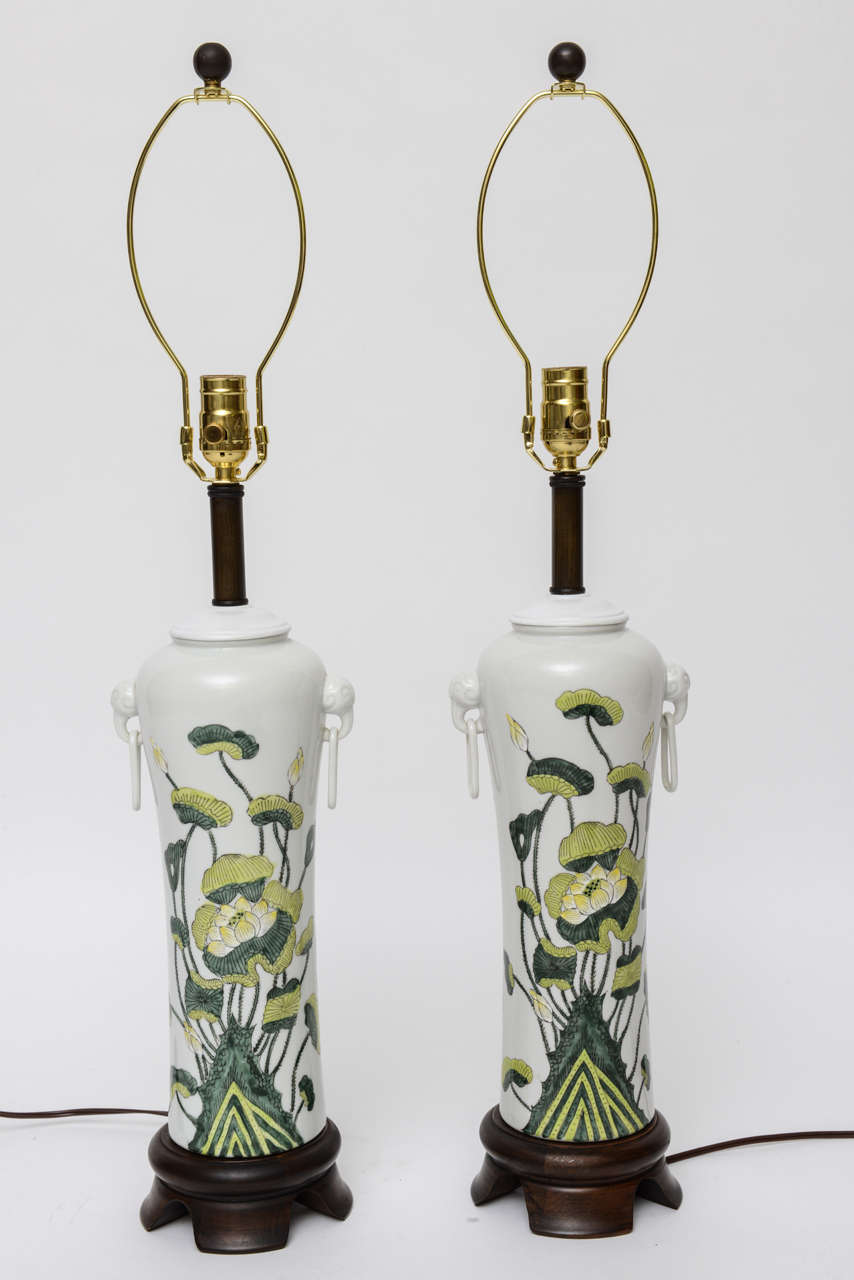 Japonisme 1960s Japanese Porcelain Lotus Flower Vase Form Table Lamps