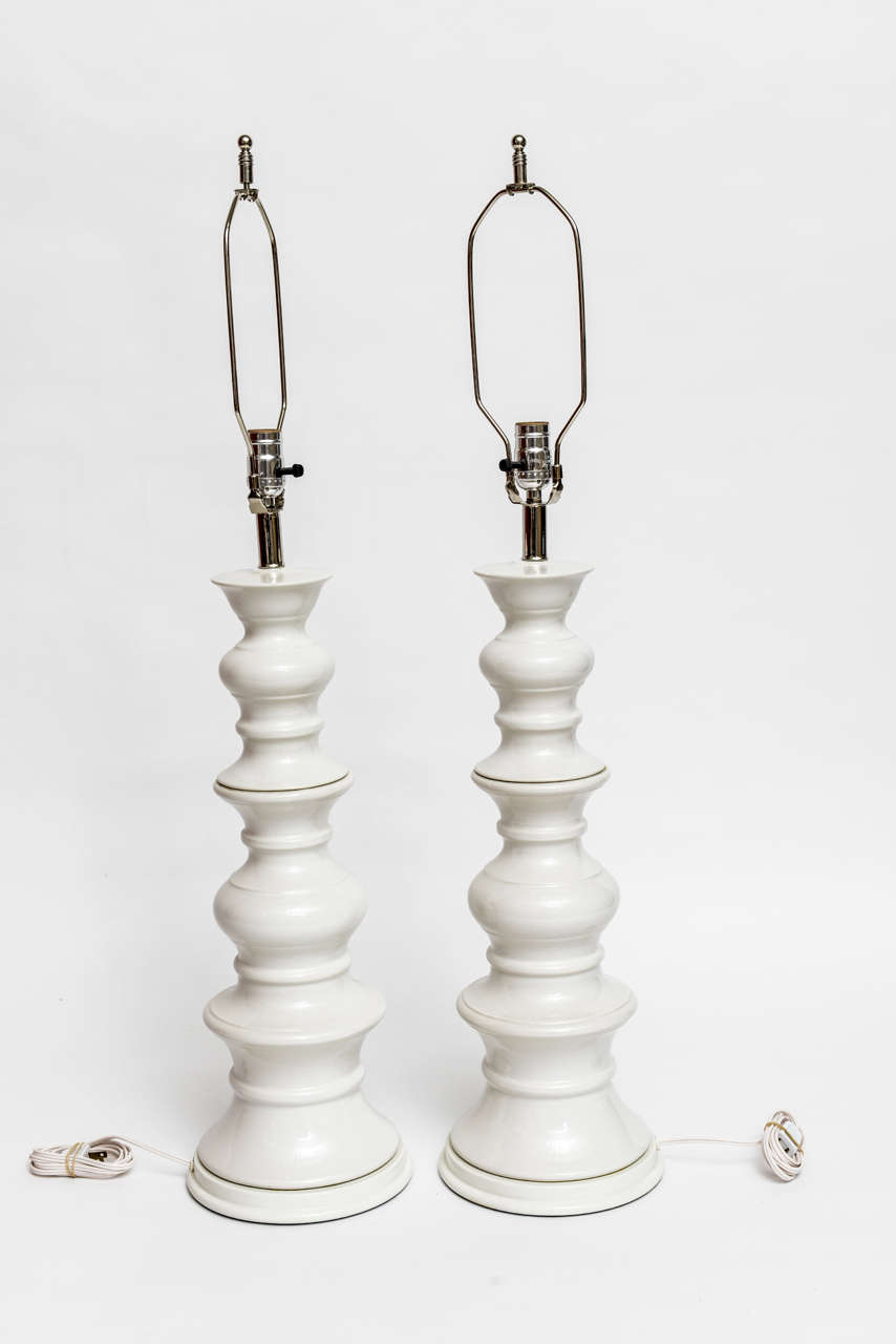 1960s Italian White Sculptural Porcelain Hollywood Regency Lamps