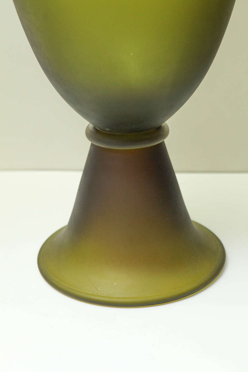 Mid-20th Century Pair of Seguso Apple Green Vases