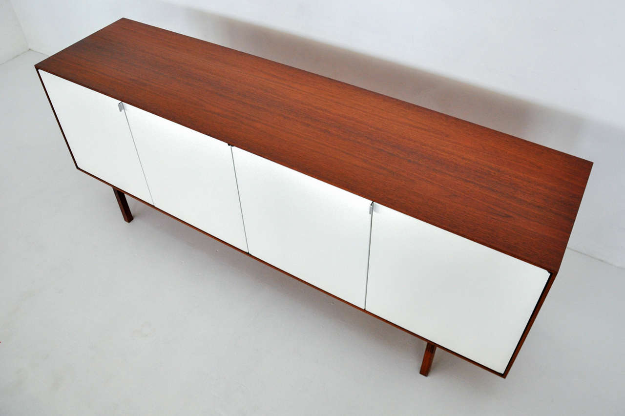 Florence Knoll Walnut Credenza 3