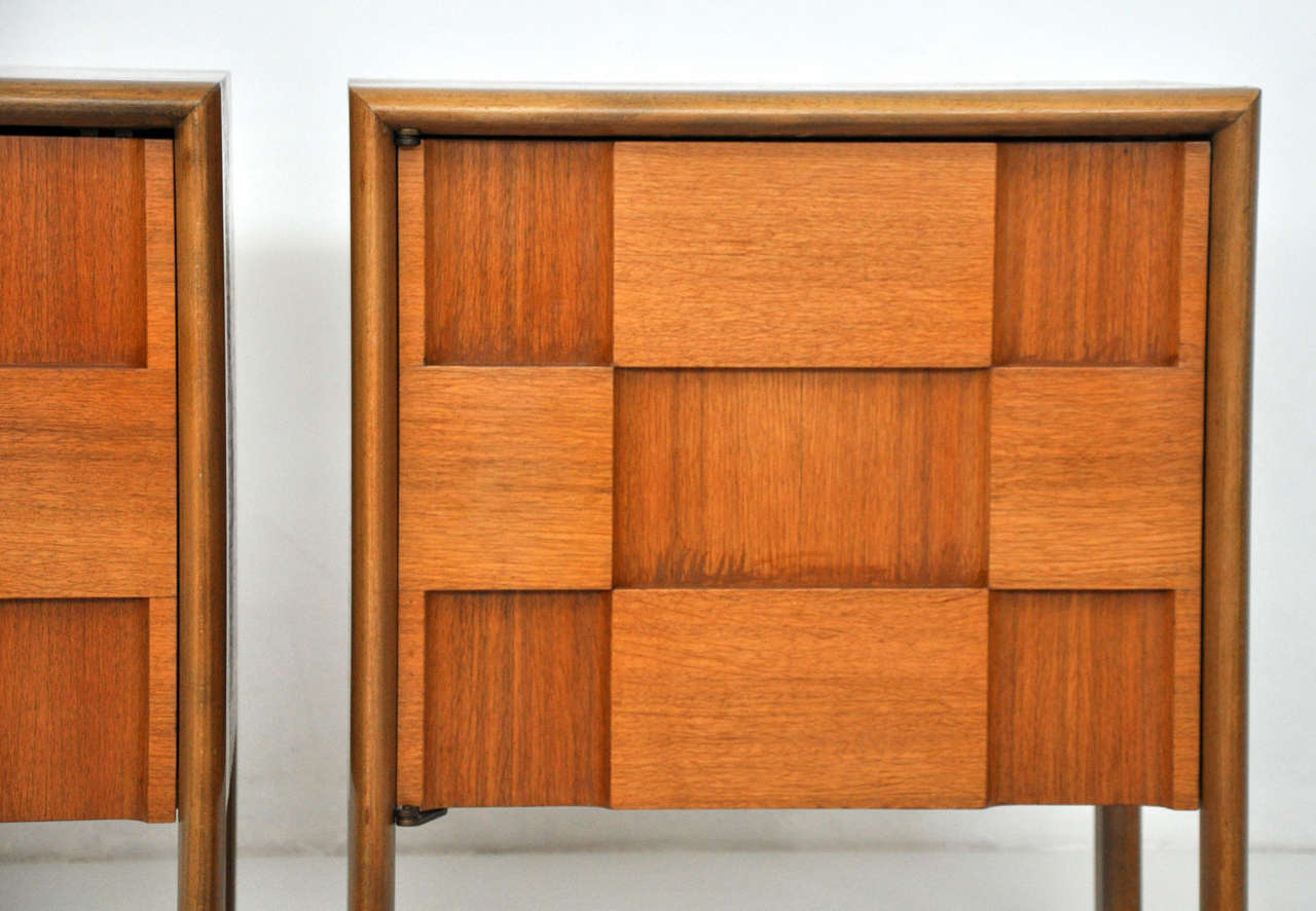 Pair of Edmond Spence Nightstands In Excellent Condition In Chicago, IL