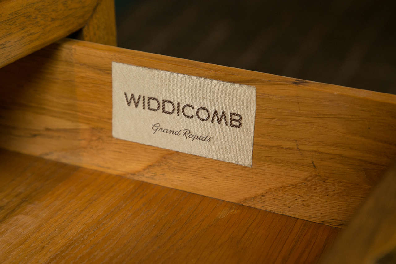 Mid-20th Century Pair of Widdicomb Side Tables