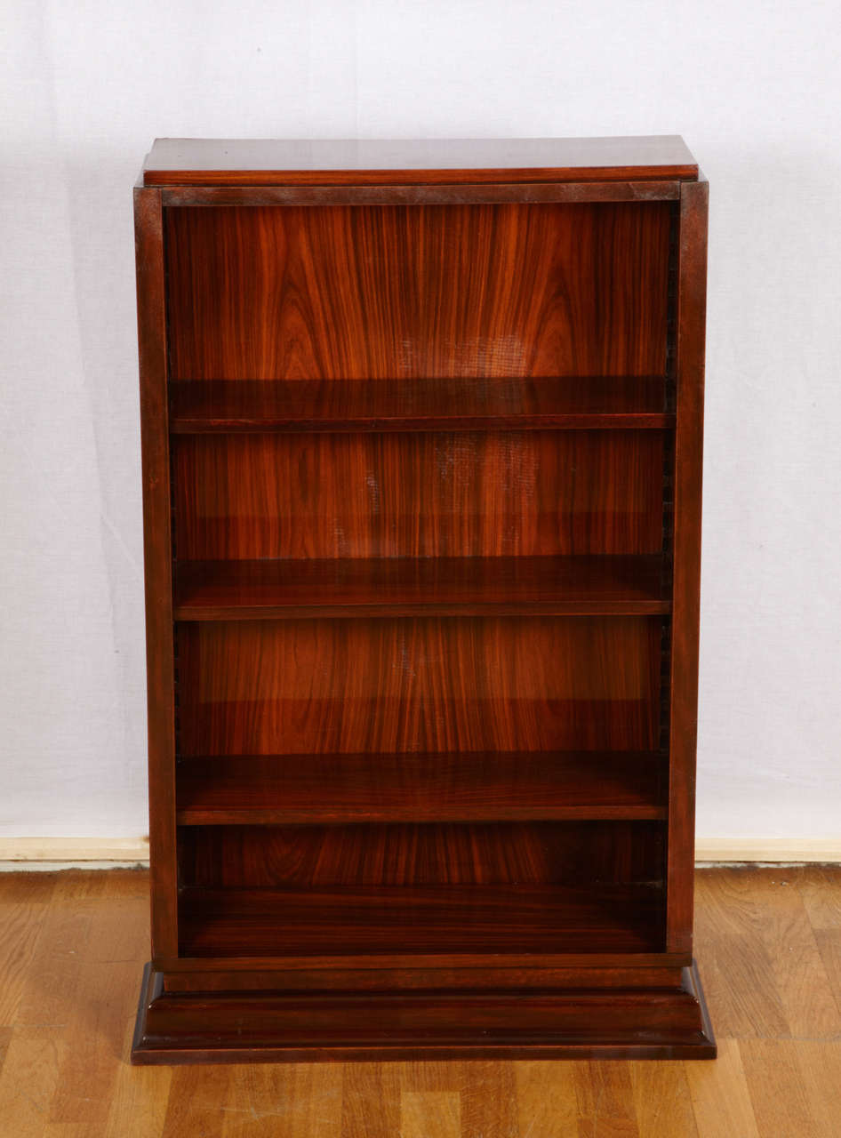 Small circa 1935 Art Deco bookcase in French Walnut. Good condition. Normal wear consistent with age and use.