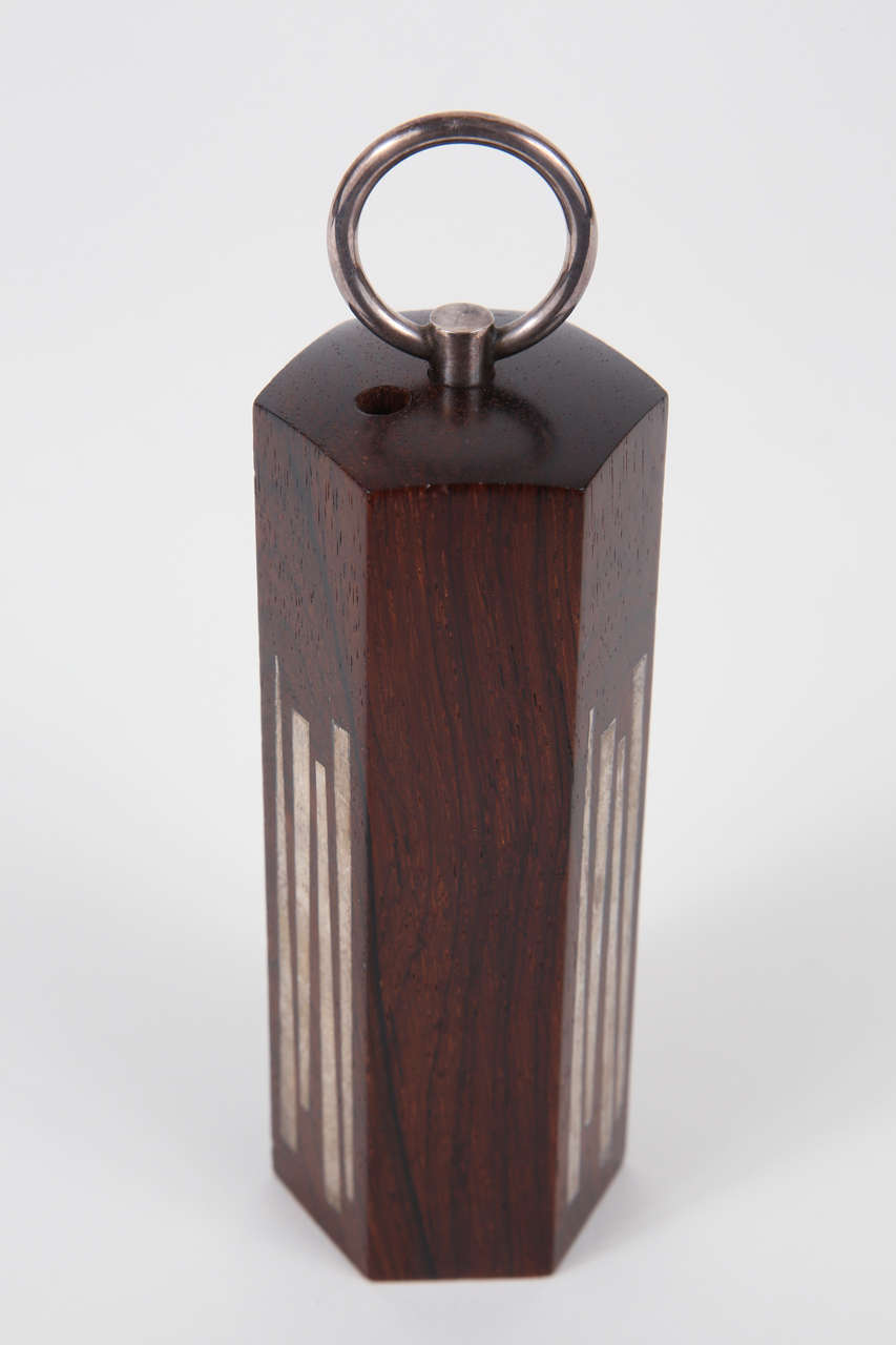 Rosewood pepper grinder with sterling silver inlay For Sale 4