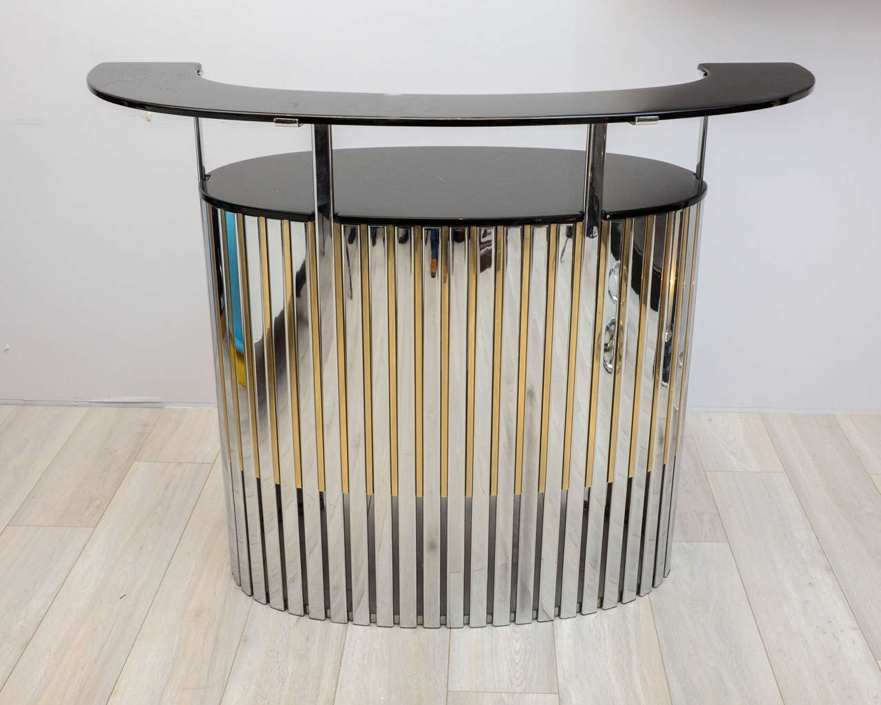 Italian Organ Design Dry Bar and Stool in Metal and Lacquer For Sale