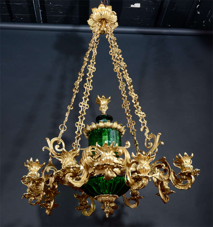 William IV gilt bronze and emerald green crystal chandelier For Sale 1