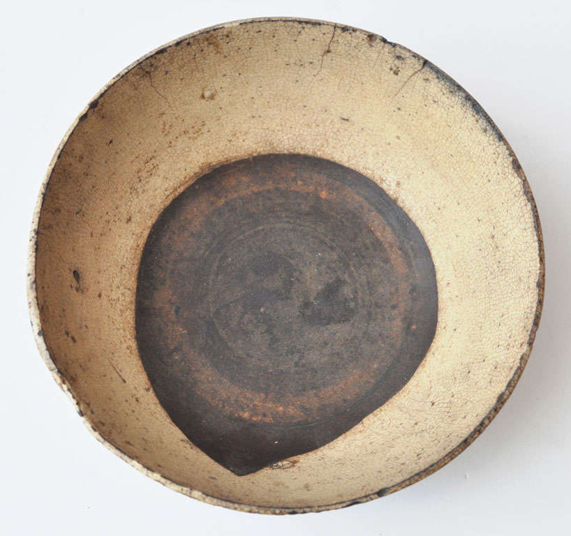 18th Century and Earlier 18th Century Rare Japanese Shino Bowl