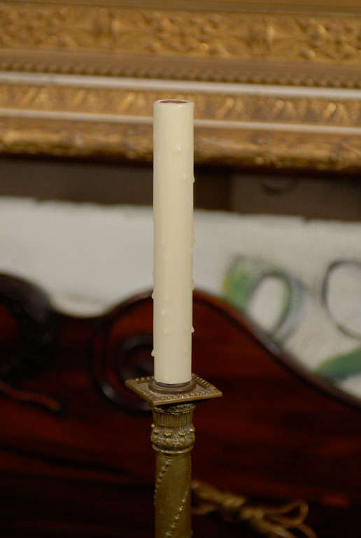 Bronze Neoclassical Candlestick Lamp In Good Condition For Sale In Atlanta, GA