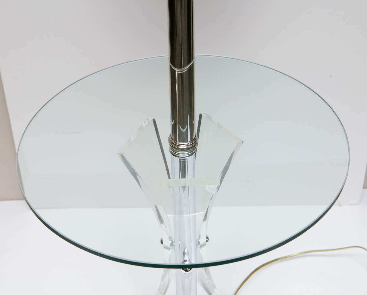 Mid Century Chrome and Lucite Floor Lamp For Sale at 1stDibs lucite