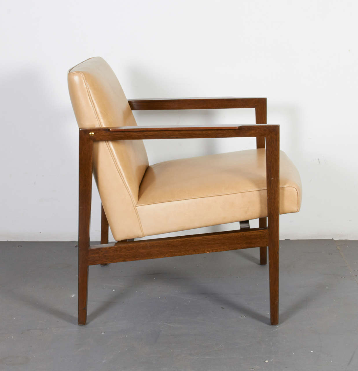 Modern Pair of Chairs by Edward Wormley for Dunbar in the late 50s For Sale