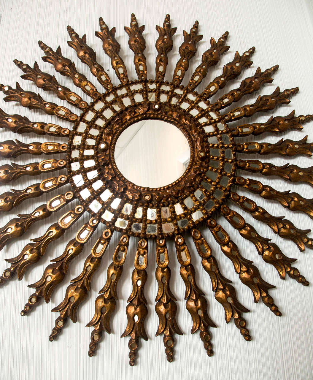 Gilt Sunburst Mirror In Good Condition In Mt. Kisco, NY