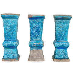 Antique Set of Three Chinese Turquoise Glazed Earthenware Vases, Late Ming