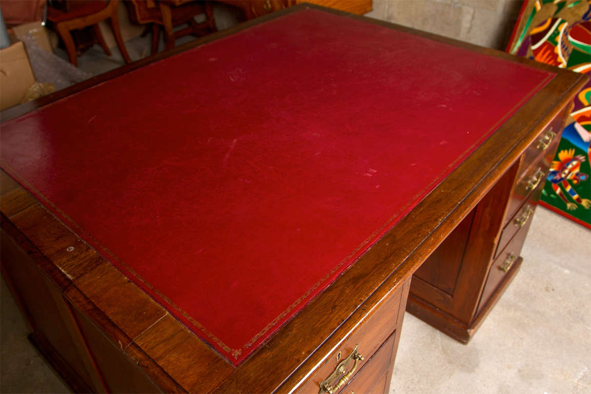 George III Mahogany  Partners  Kneehole  Desk For Sale 1