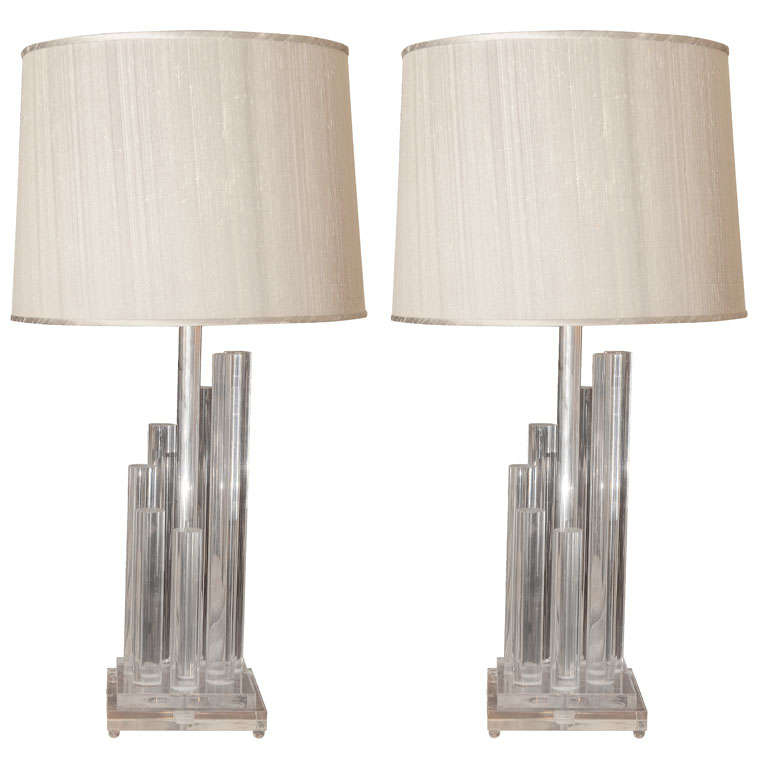 Pair of Lucite Staggered Column Lamps For Sale