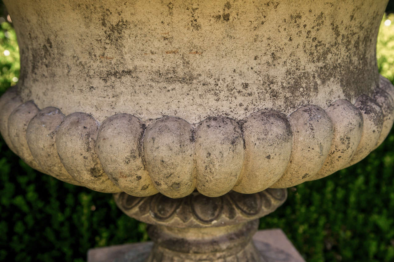 Urns in Stoneware 1