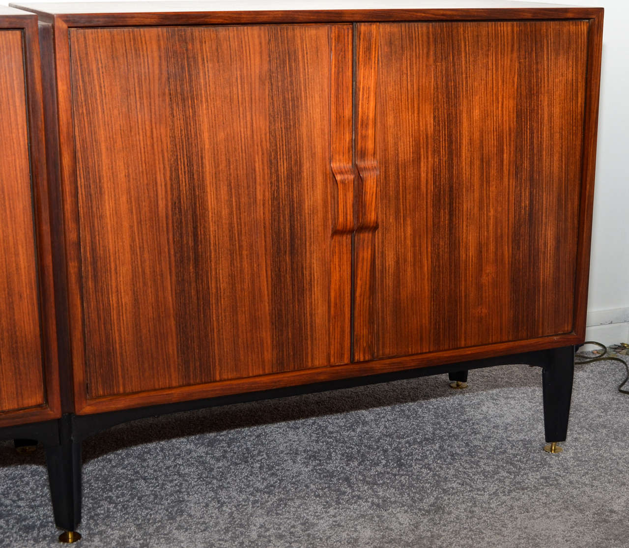 Mid-20th Century 1950's Italian Rosewood Enfilade Buffet For Sale