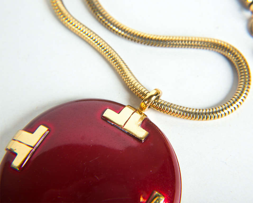 Lanvin 'JL' logo enamel and gold necklace presented by funkyfinders In Excellent Condition In Stamford, CT