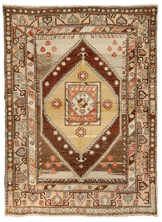 Oushak in western Turkey has been a major center of rug production almost from the very beginning of the Ottoman period. Many of the great masterpieces of early Turkish carpet weaving from the fifteenth to the seventeenth centuries have been