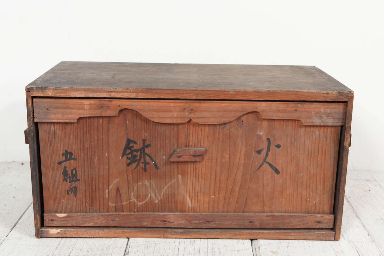 Lightweight Boxes with Japanese Calligraphy Markings 4