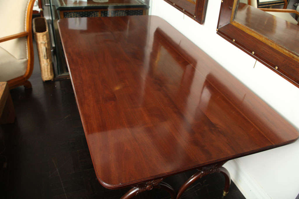 Early 20th Century Walnut Dining Table For Sale 5