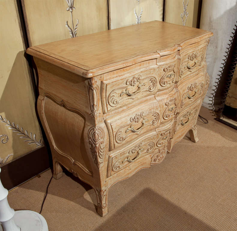 French Walnut Chest of Drawers 6