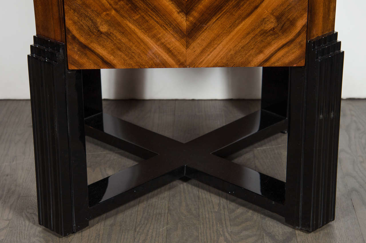 Impressive Art Deco Bar Table with Drop-Down Doors and Bookmatched Walnut Inlay In Excellent Condition In New York, NY