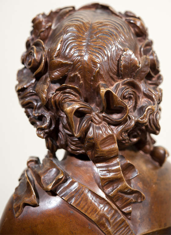 Bronze Bust of a Lady, Signed. For Sale 1