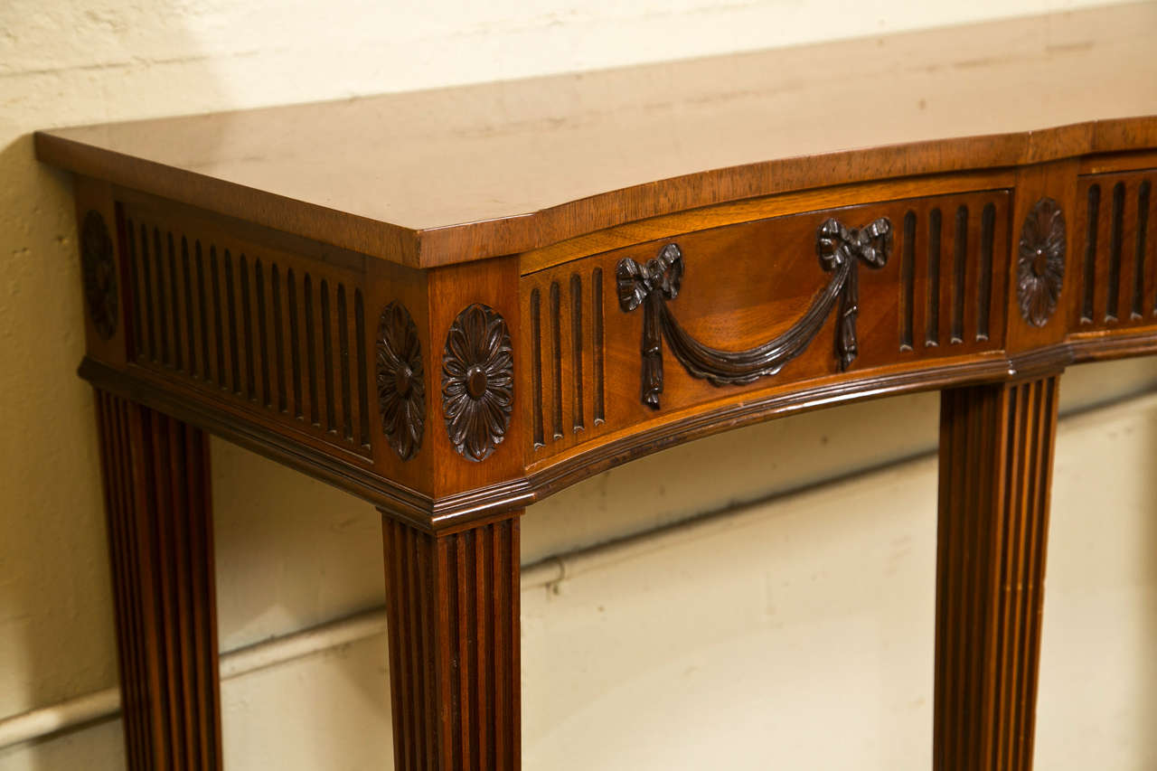 Mid-20th Century Schmieg & Kotzian Georgian Style Mahogany Console or Serving Table