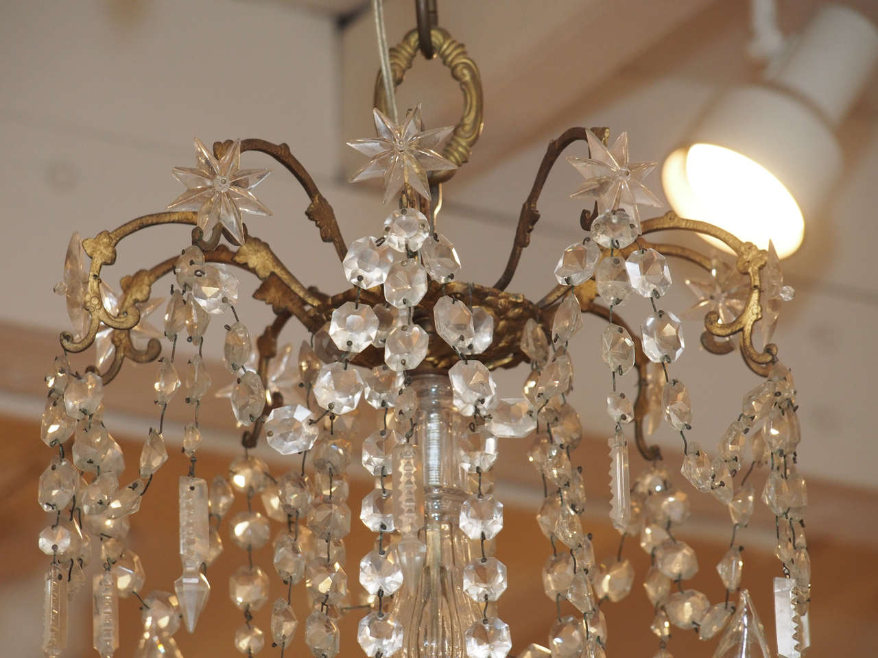 French Charles X Bronze and Crystal Chandelier with Eighteen Arms In Good Condition For Sale In New Orleans, LA