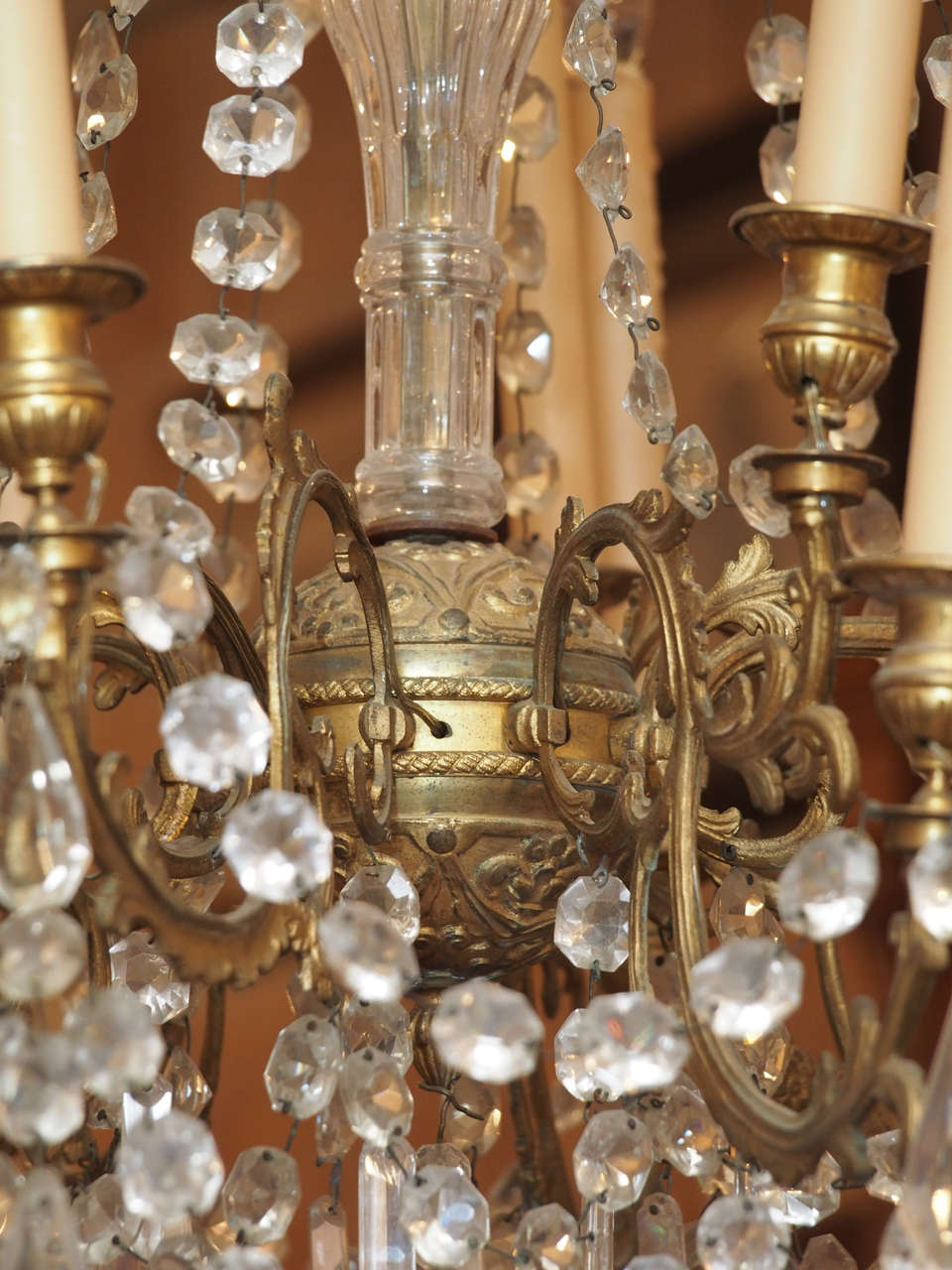 French Charles X Bronze and Crystal Chandelier with Eighteen Arms For Sale 2