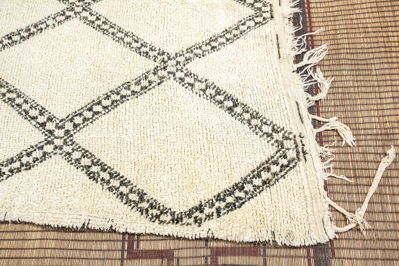 Mid-Century Modern Moroccan Vintage Tribal Rug from Beni Ouarain
