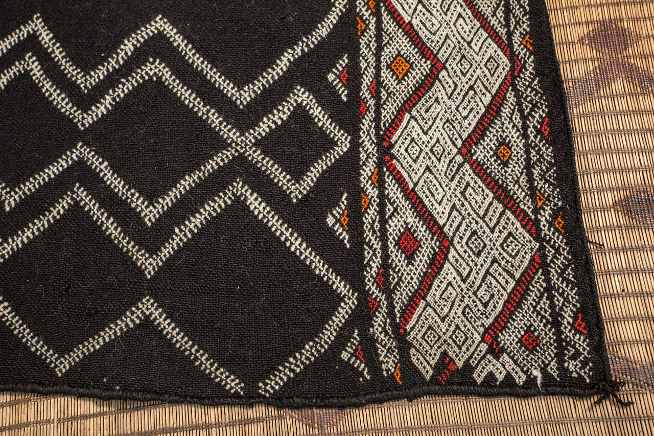 Tribal Vintage Black African Tuareg Moroccan Rug