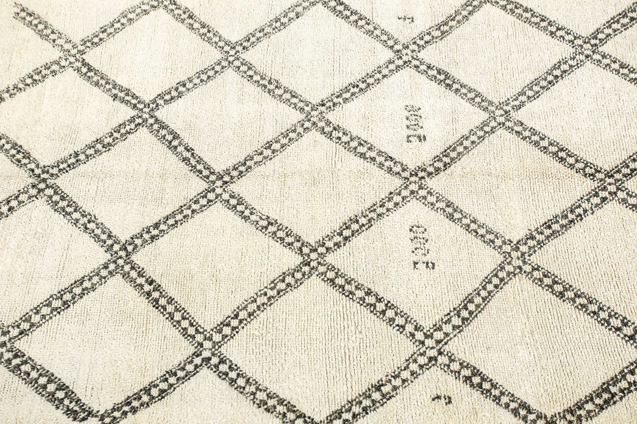 Moroccan Vintage Tribal Rug from Beni Ouarain at 1stDibs