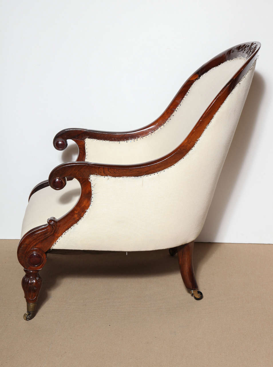 19th Century English armchair In Good Condition In New York, NY