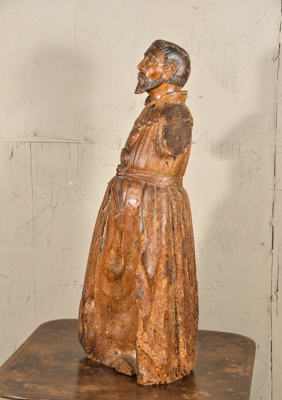 Late 18th Century Carved Italian Santo In Excellent Condition In Houston, TX