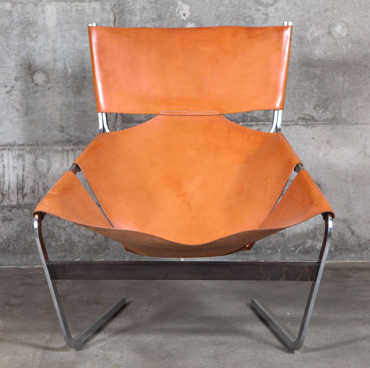 Pierre Paulin for Artifort lounge chair F444.