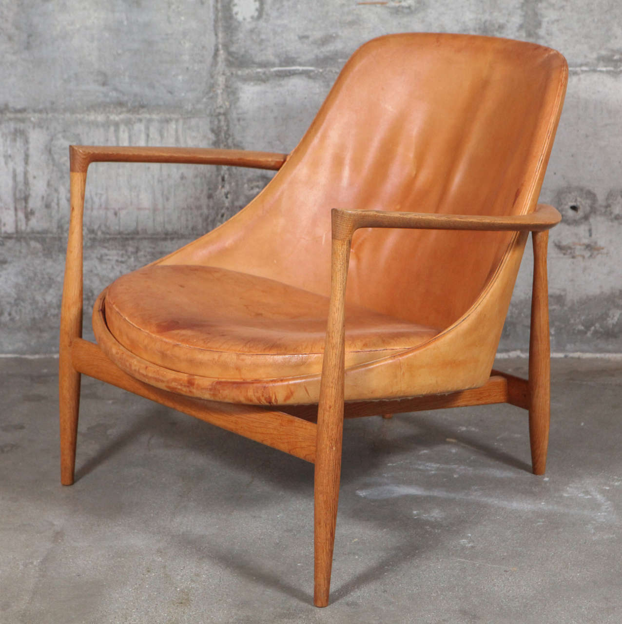 Leather Ib Kofod-Larsen Elizabeth Lounge Chairs