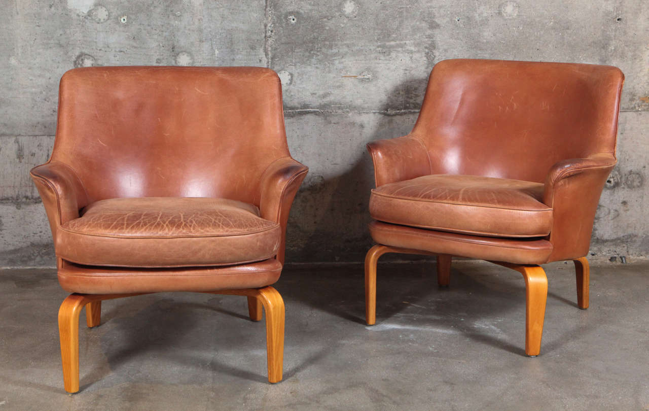 Pair of Arne Norell 'Pilot' lounge chairs produced by Norell Mobel AB.