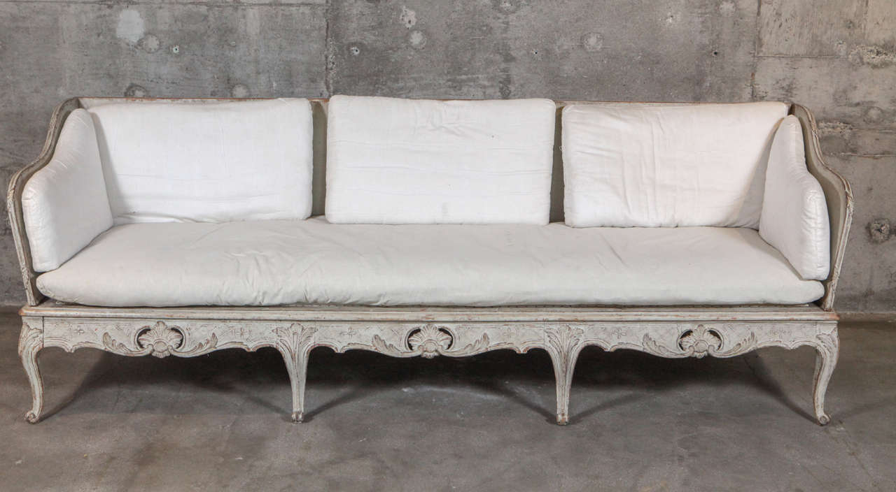 Swedish white painted rococo sofa, mid 18th century