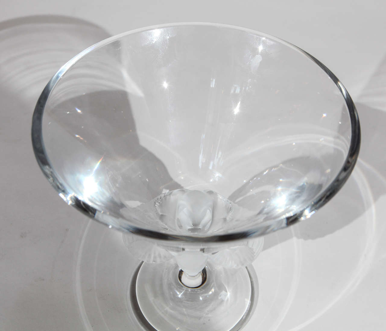Large Ram Centerpiece Bowl or Vase by Lalique France In Good Condition In Cathedral City, CA