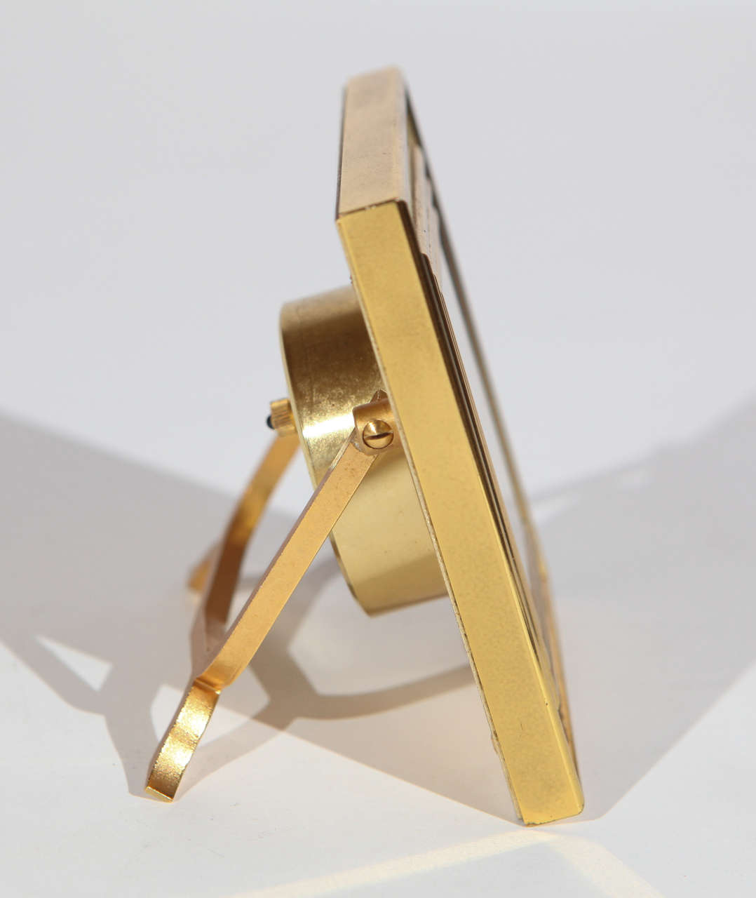 gucci desk clock
