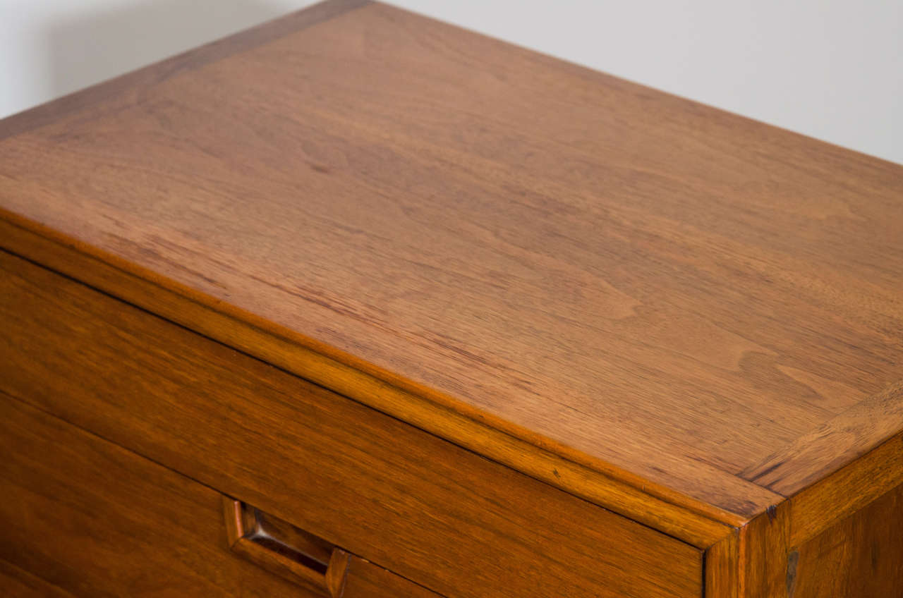 Mid-20th Century Midcentury Pair of Janus Collection Nightstands for Mt. Airy Furniture