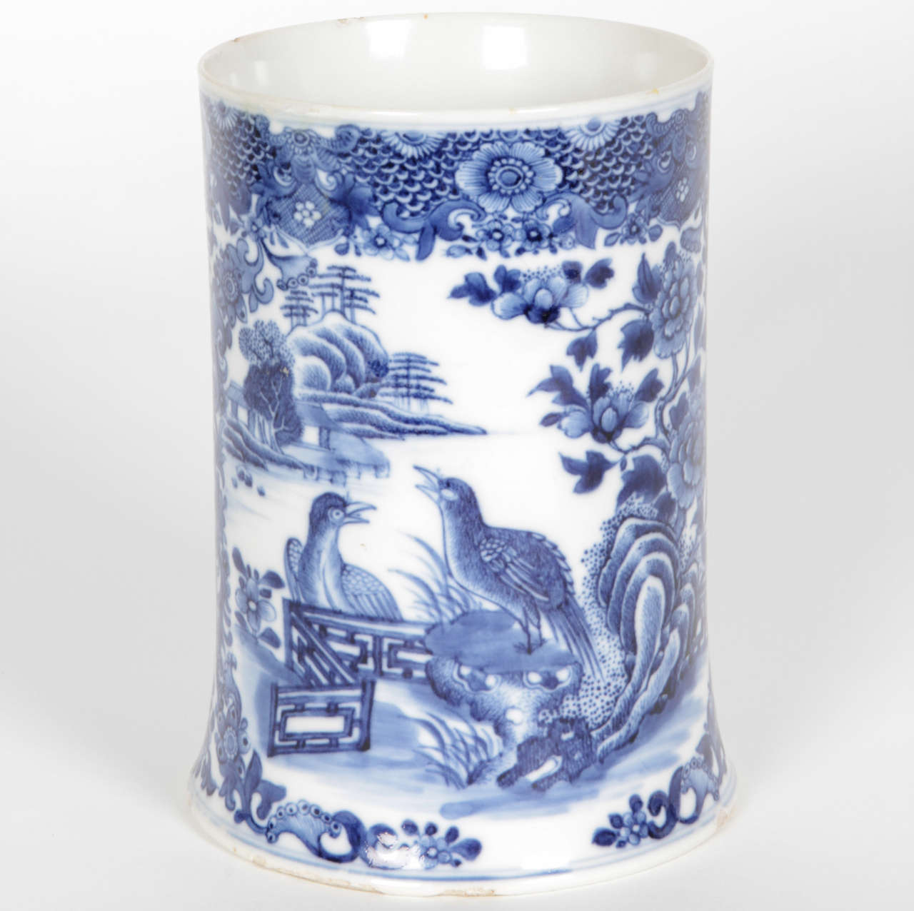 19th Century Chinese Export blue and white tankard For Sale