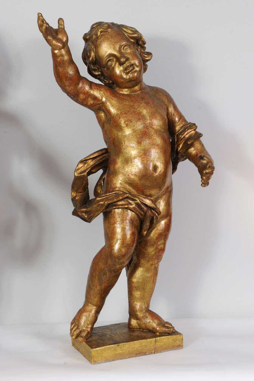 A pair of Dutch giltwood figures of putti, circa 1660 For Sale 3