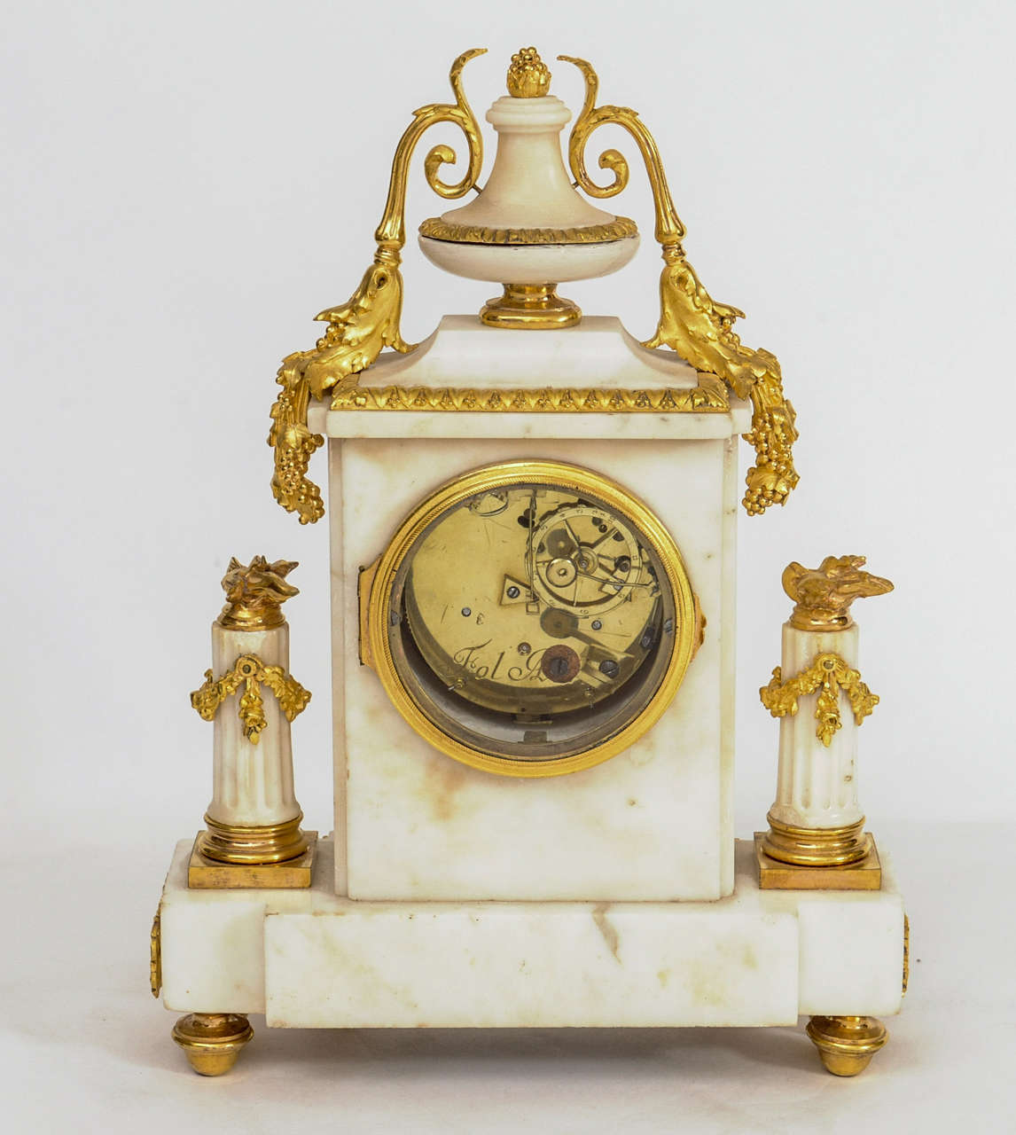 French Louis XVI Ormolu-Mounted Marble Mantel Clock, circa 1780 For Sale 1